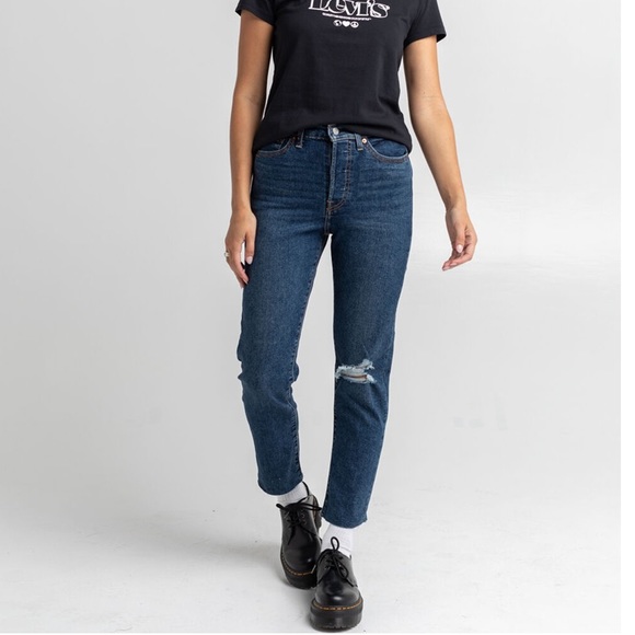 LEVI'S Wedgie Straight Jeans - Medium Destructed - 32 - Picture 2 of 10